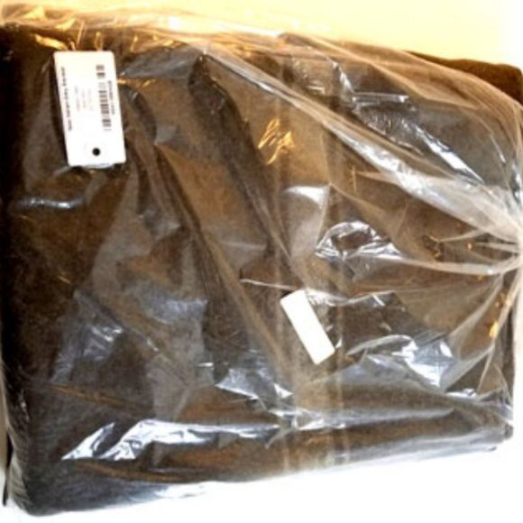 New 100% Wool Very Warm Blanket